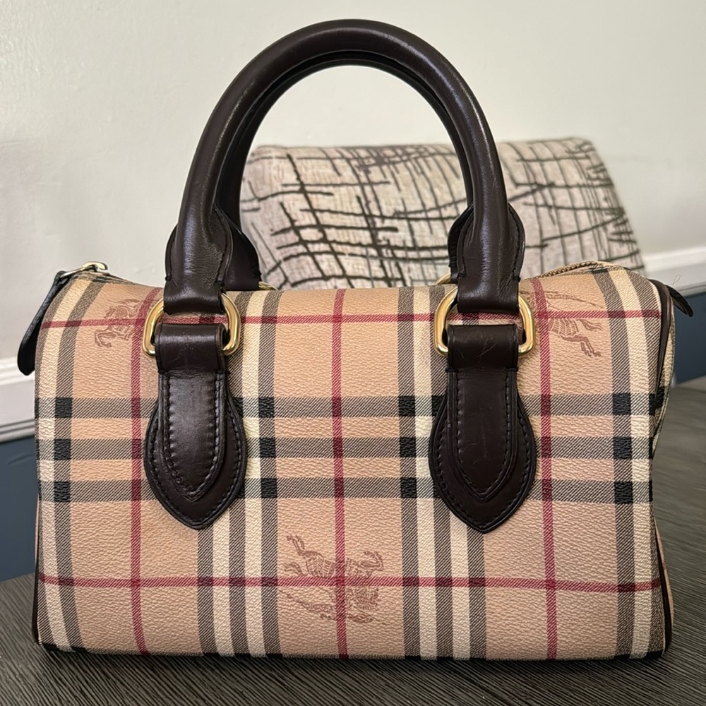💯Authentic Burberry Haymarket Chester Bowling satchel